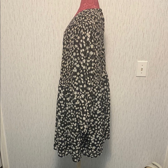 Black & White Style Daisy floral ASOS  Cinch  Top Size 18 Long Sleeve Dress - Picture 5 of 9